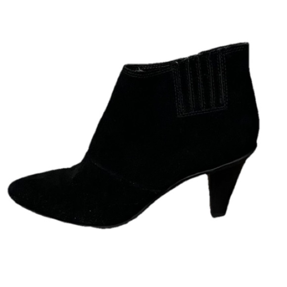 Kenneth Cole Reaction Shoes - Kenneth Cole Reaction Hill N Spill Suede Ankle Booties Size 5 Black Heeled Moto